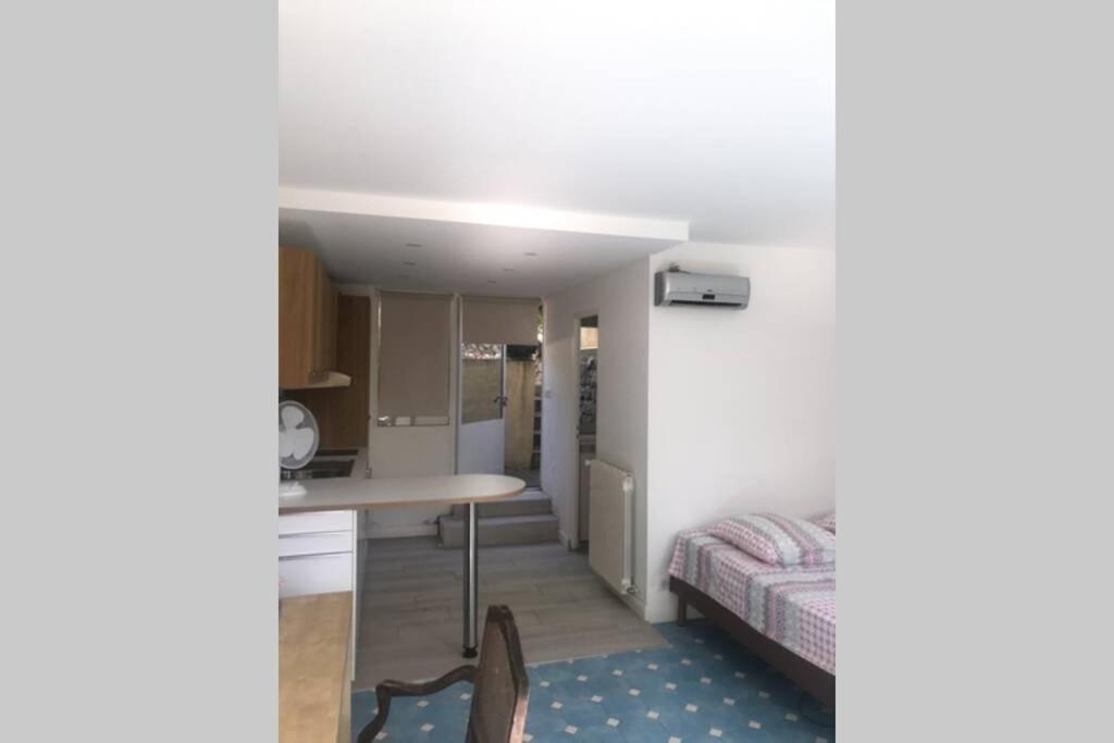 Joli Studio Au Mont St Clair Avec Vue Sur La Mer Appartement Sète Buitenkant foto